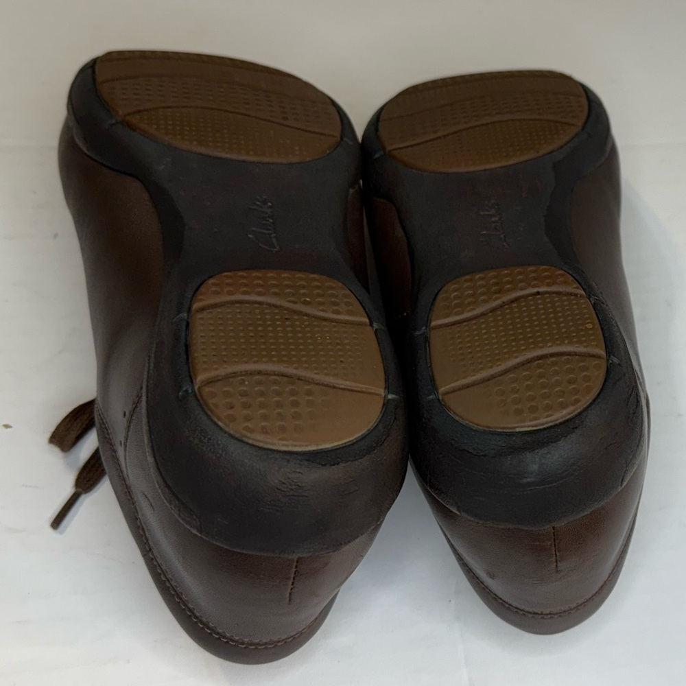 Clarks Sz 9W Women’s Artist Unstructured Brown Leather Lace Up Comfort Shoe - Picture 8 of 9